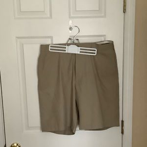 Size 36 khaki gulf shorts by Pro Tour